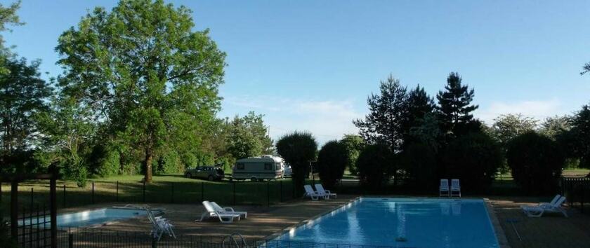 Imagen general del Hotel Camping de la croix d\'Arles. Foto 6