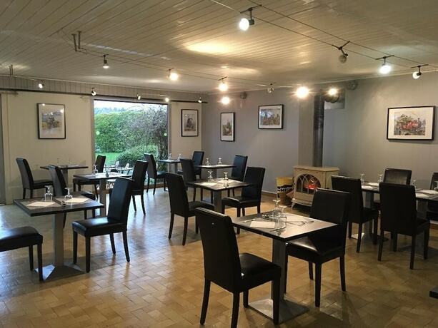 Imagen general del Hotel Camping de la croix d\'Arles. Foto 9