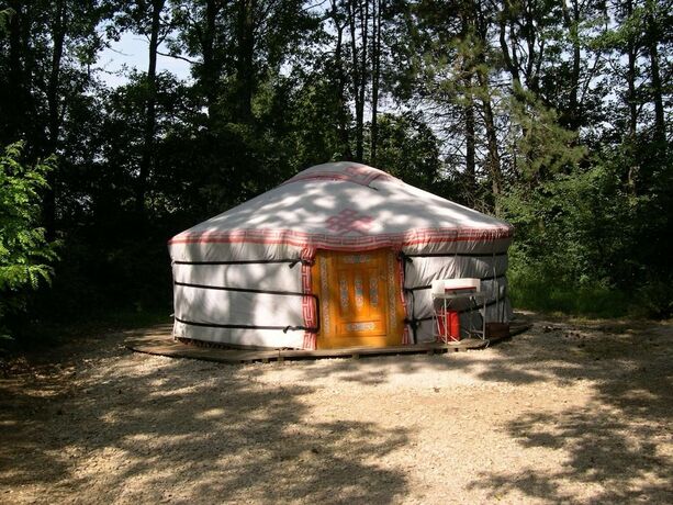 Imagen general del Hotel Camping de la croix d\'Arles. Foto 11