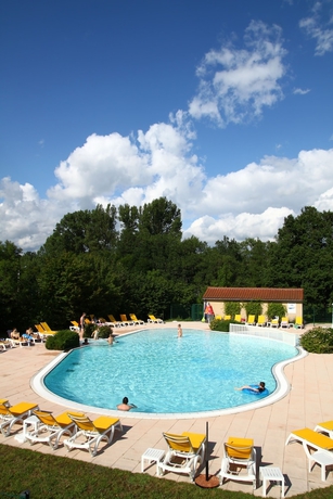 Imagen general del Hotel Camping des Gorges de L\'allier. Foto 1