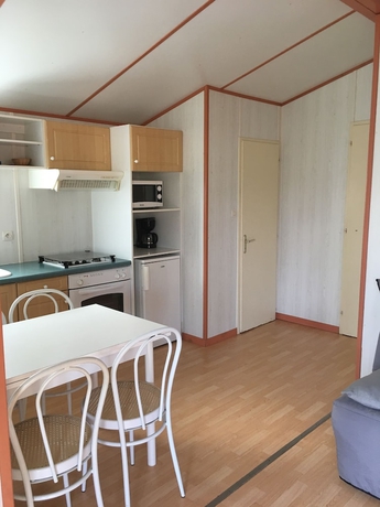 Imagen de la habitación del Hotel Camping des Gorges de L\'allier. Foto 18