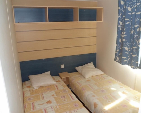 Imagen de la habitación del Hotel Camping des Rives des Corbieres. Foto 9