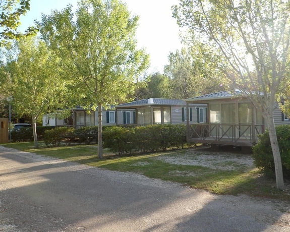 Imagen de la habitación del Hotel Camping des Rives des Corbieres. Foto 10
