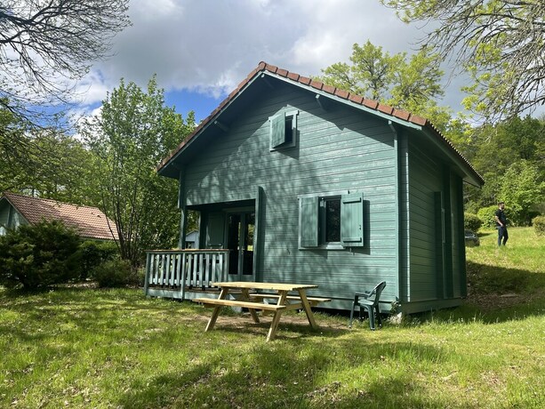 Imagen de la habitación del Hotel Camping du Lac de Saint-Pardoux. Foto 20