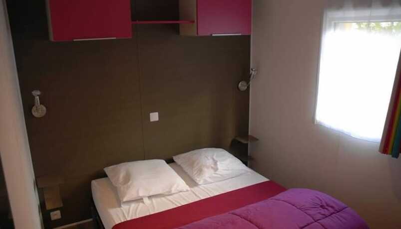 Imagen de la habitación del Hotel Camping du Valentin. Foto 19