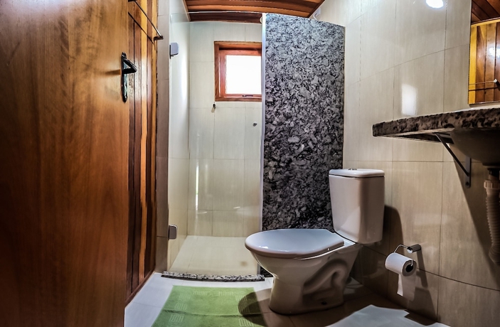 Imagen de la habitación del Hotel Camping e Lazer Jacar&eacute;. Foto 8