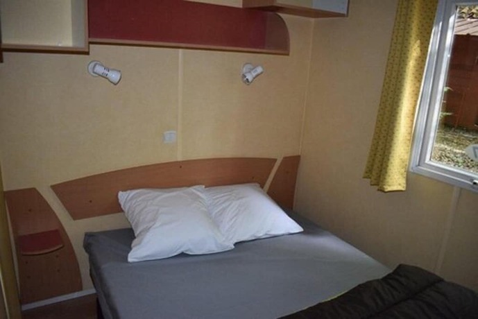 Imagen general del Hotel Camping la Garenne. Foto 2