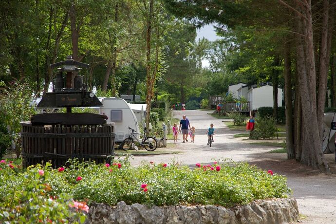 Imagen general del Hotel Camping le Pressoir. Foto 11
