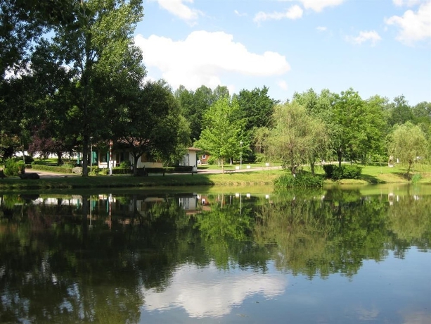 Imagen general del Hotel Camping le Repaire - Les Chalets. Foto 1