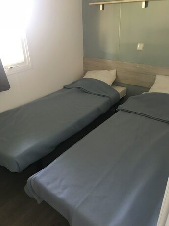 Imagen de la habitación del Hotel Camping le Rochat. Foto 18