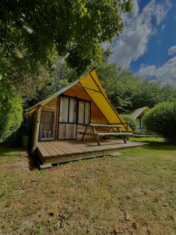 Imagen general del Hotel Camping le Rouge Gorge **** 10\' Puy du Fou. Foto 19