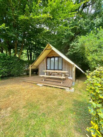 Imagen general del Hotel Camping le Rouge Gorge **** 10\' Puy du Fou. Foto 20