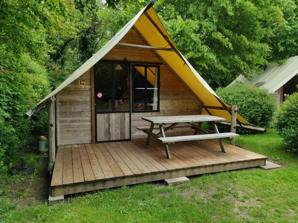 Imagen general del Hotel Camping le Rouge Gorge **** 10\' Puy du Fou. Foto 23