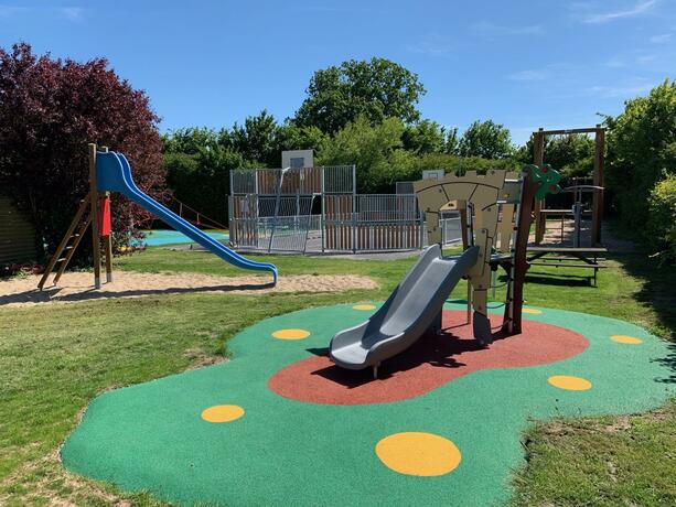 Imagen general del Hotel Camping le Rouge Gorge **** 10\' Puy du Fou. Foto 116