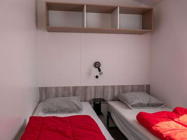 Imagen general del Hotel Camping les 3 Sabli&egrave;res. Foto 6