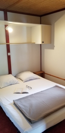 Imagen de la habitación del Hotel Camping les Bo-Bains. Foto 6