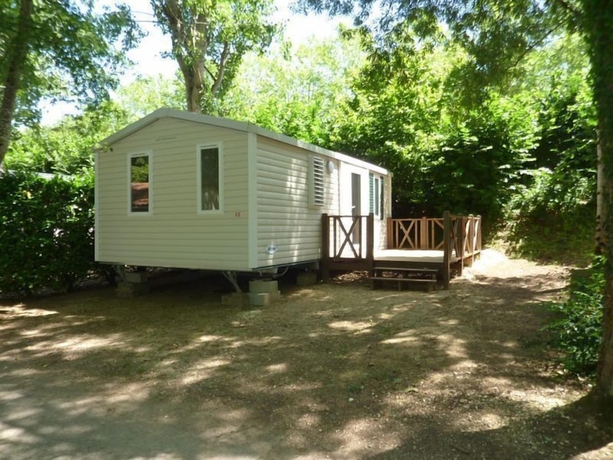Imagen de la habitación del Hotel Camping les Bo-Bains. Foto 8