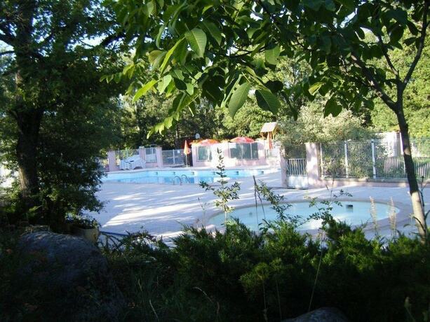 Imagen general del Hotel Camping les Bonnets. Foto 10