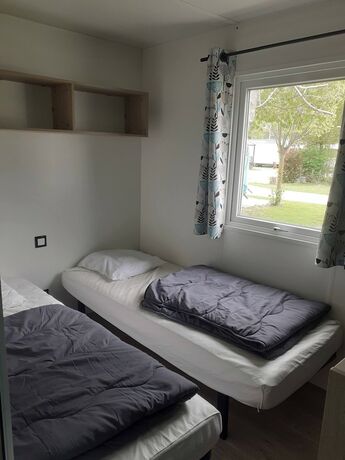 Imagen de la habitación del Hotel Camping les Lavandes. Foto 16