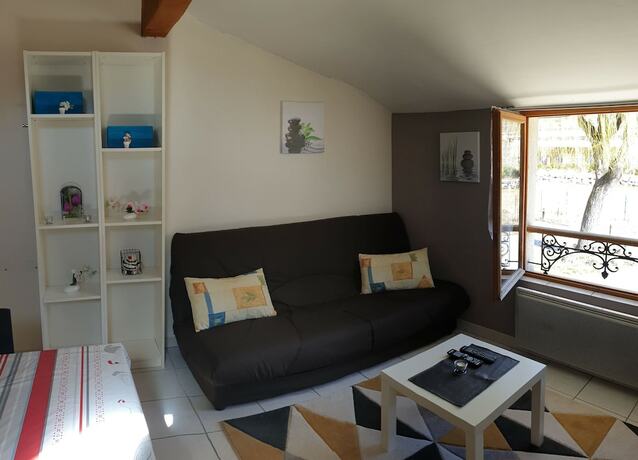 Imagen general del Hotel Camping les Lavandes. Foto 4