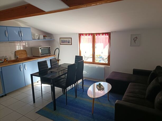 Imagen de la habitación del Hotel Camping les Lavandes. Foto 19