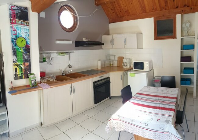 Imagen general del Hotel Camping les Lavandes. Foto 7