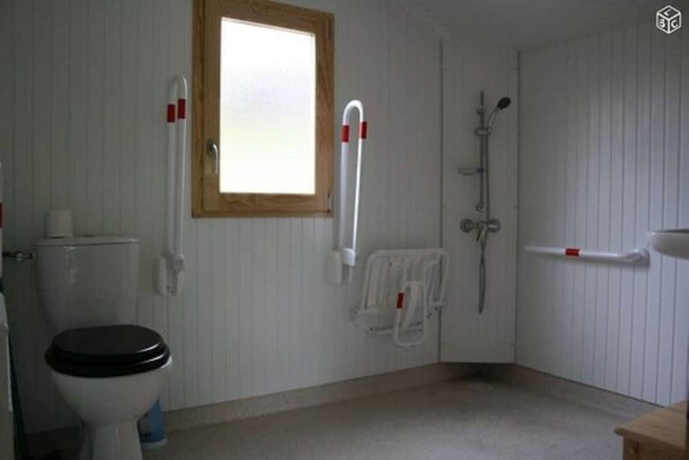 Imagen de la habitación del Hotel Camping les &eacute;toiles. Foto 10