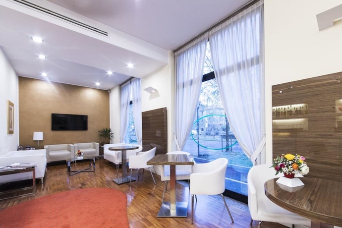 Imagen del bar/restaurante del Hotel Campion. Foto 6