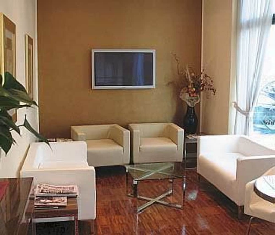 Imagen de los interiores del Hotel Campion. Foto 16