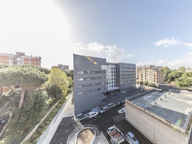 Imagen general del Hotel Camplus Guest Roma. Foto 7