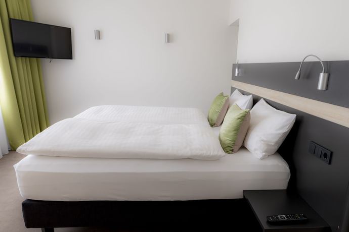 Imagen de la habitación del Hotel Campo. Foto 4