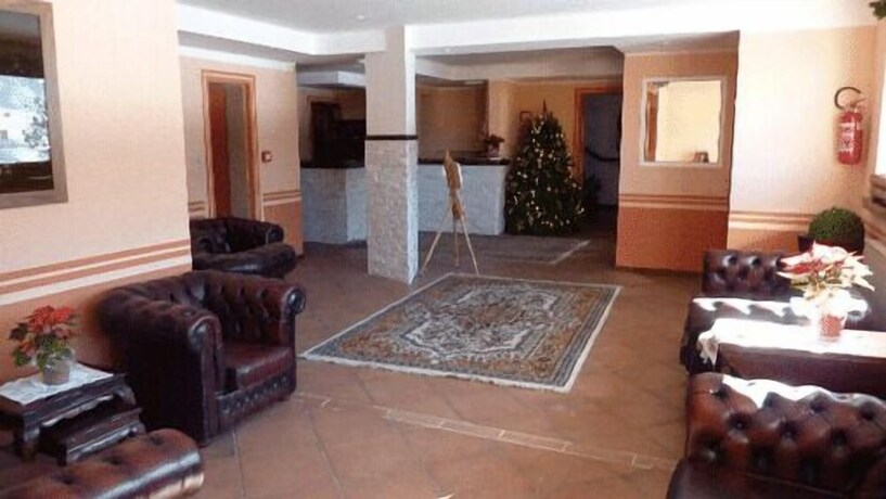 Imagen de los interiores del Hotel Campo Felice. Foto 11