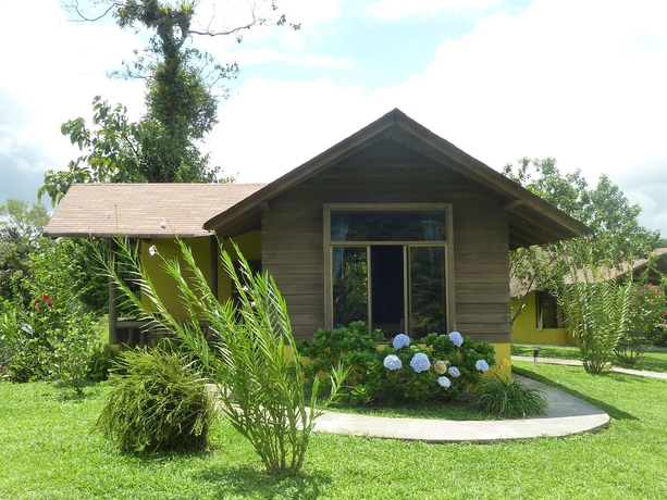 Imagen de los exteriores del Hotel Campo Verde. Foto 9