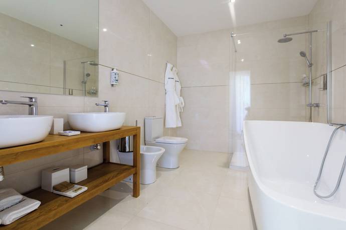 Imagen de la habitación del Hotel Campo do Rosmaninho. Foto 9