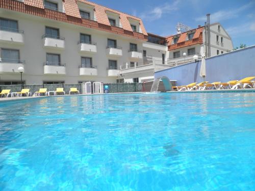 Imagen general del Hotel Campomar, Lanzada. Foto 4