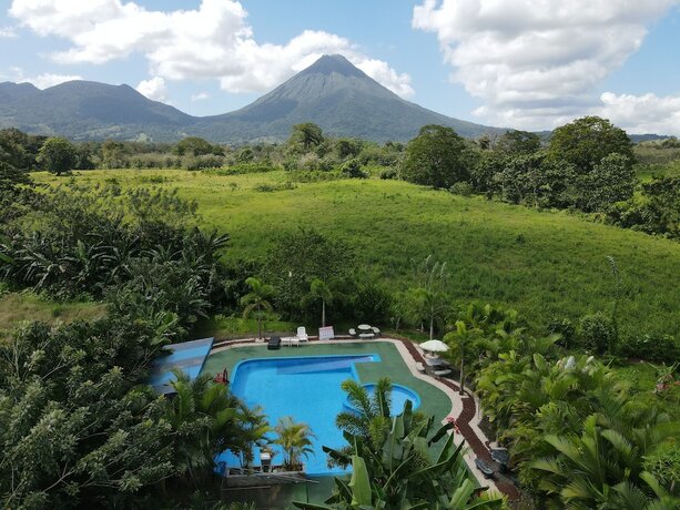 Imagen general del Hotel Campos Arenal. Foto 6