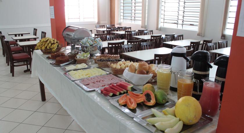 Imagen del bar/restaurante del Hotel Campos Gerais. Foto 2