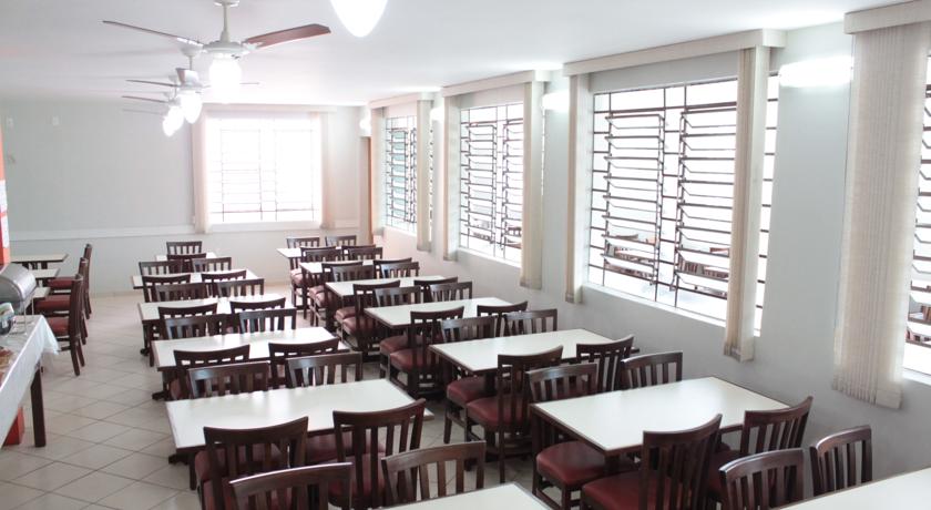 Imagen del bar/restaurante del Hotel Campos Gerais. Foto 3