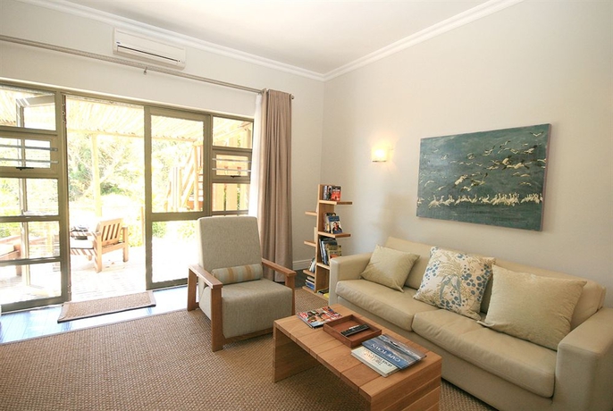 Imagen de los interiores del Hotel Camps Bay Retreat. Foto 14