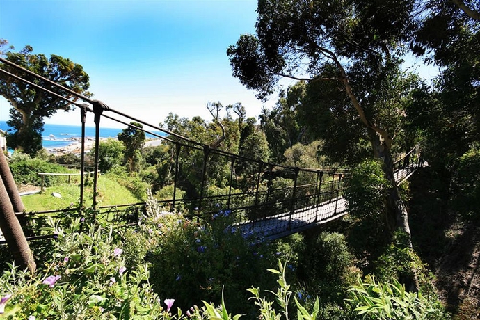 Imagen de los exteriores del Hotel Camps Bay Retreat. Foto 11