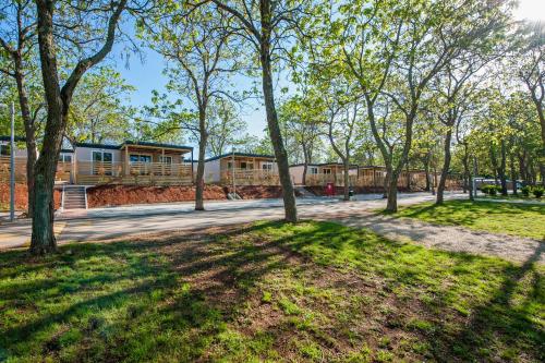 Imagen general del Hotel Campsite Puntica Mobile Homes Mediteran Kamp. Foto 3