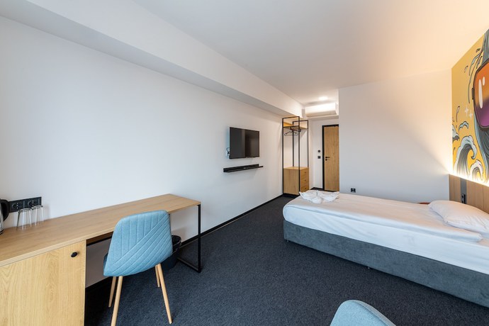 Imagen de la habitación del Hotel Campus 90. Foto 14