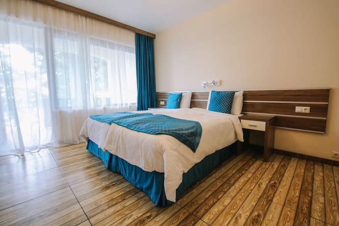 Imagen de la habitación del Hotel Campus Alba at Castello Mare. Foto 2