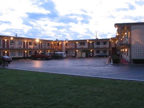 Imagen de la habitación del Hotel Campus Inn. Foto 2