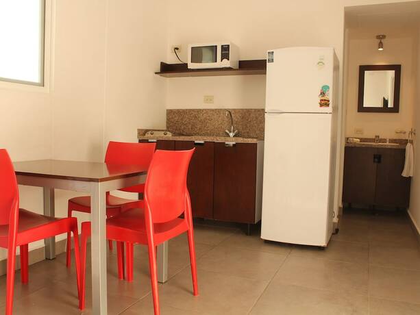 Imagen general del Hotel Campus Merida ApartHotel. Foto 7