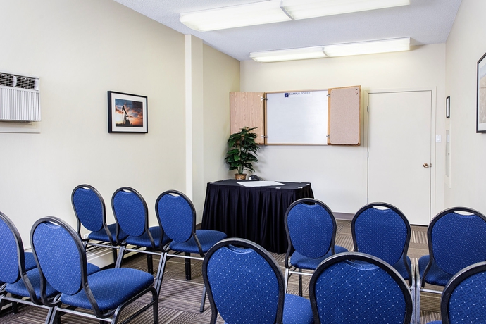Imagen de los interiores del Hotel Campus Tower Suite. Foto 12