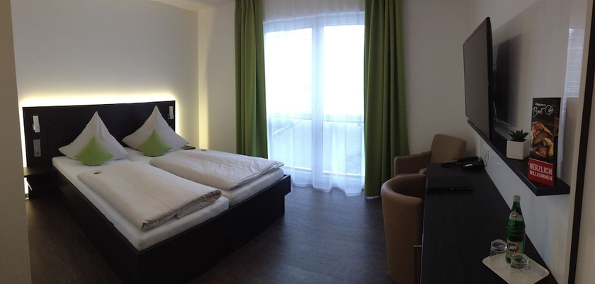 Imagen de la habitación del Hotel Campushotel. Foto 3