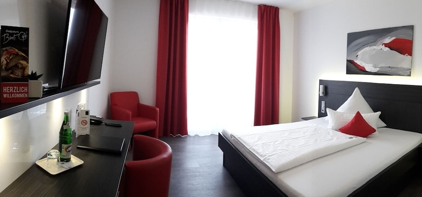 Imagen de la habitación del Hotel Campushotel. Foto 13