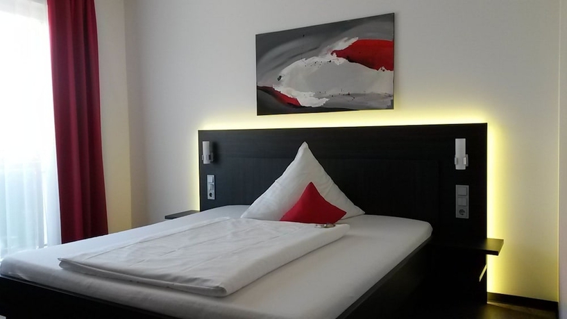 Imagen de la habitación del Hotel Campushotel. Foto 14