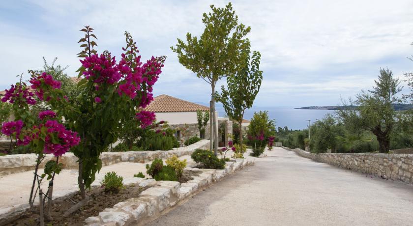 Imagen de los interiores del Hotel Camvillia Resort and Spa. Foto 8